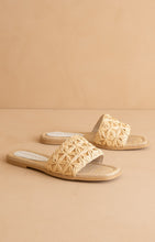 Load image into Gallery viewer, Raffia Slide with Woven Detail