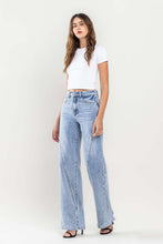 Load image into Gallery viewer, Kick It Wide Leg Panel Jeans
