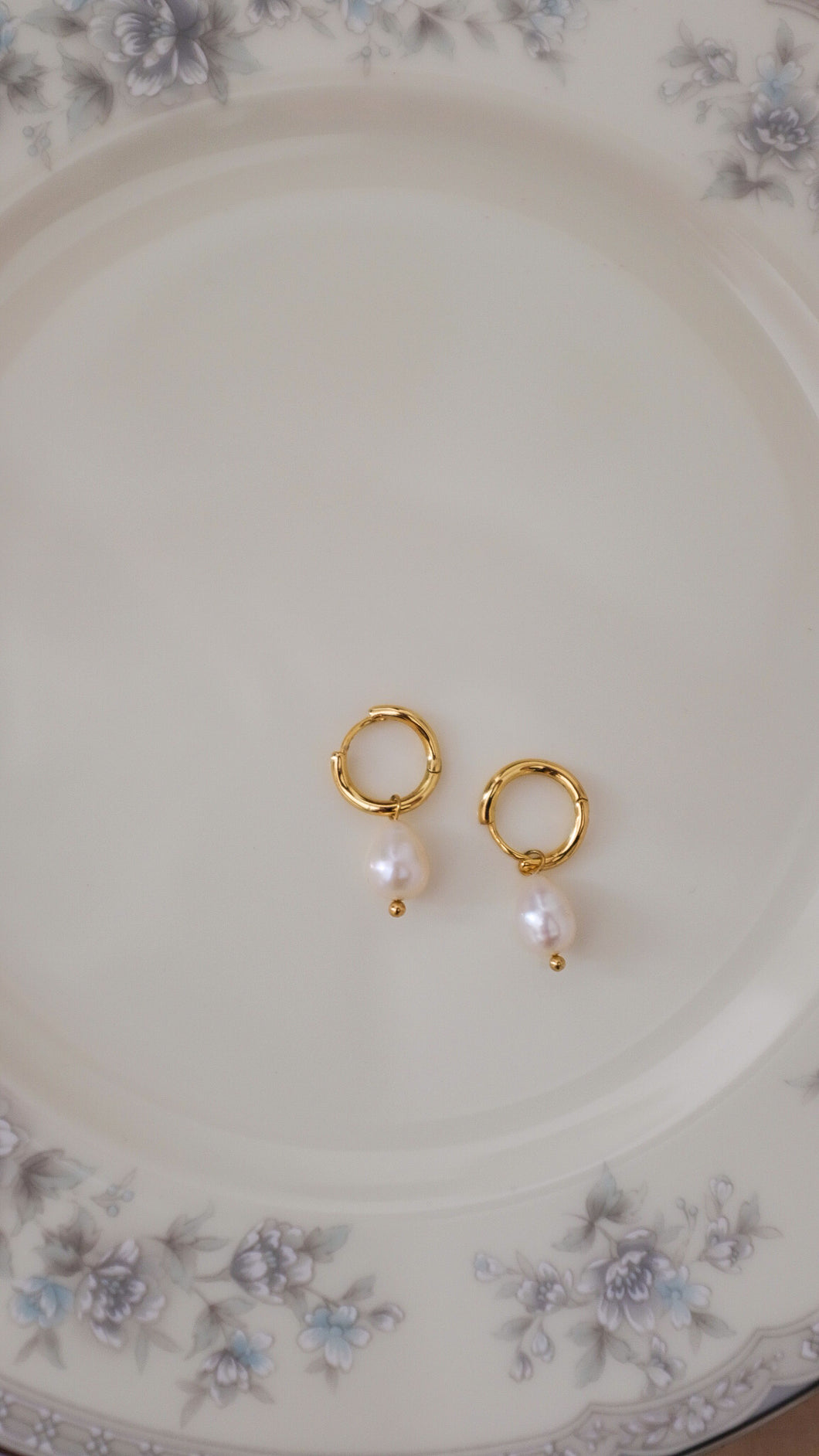 Mini Pearl Drop Earrings - Gold