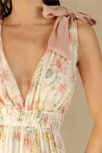 Load image into Gallery viewer, Lily Floral Maxi Dress
